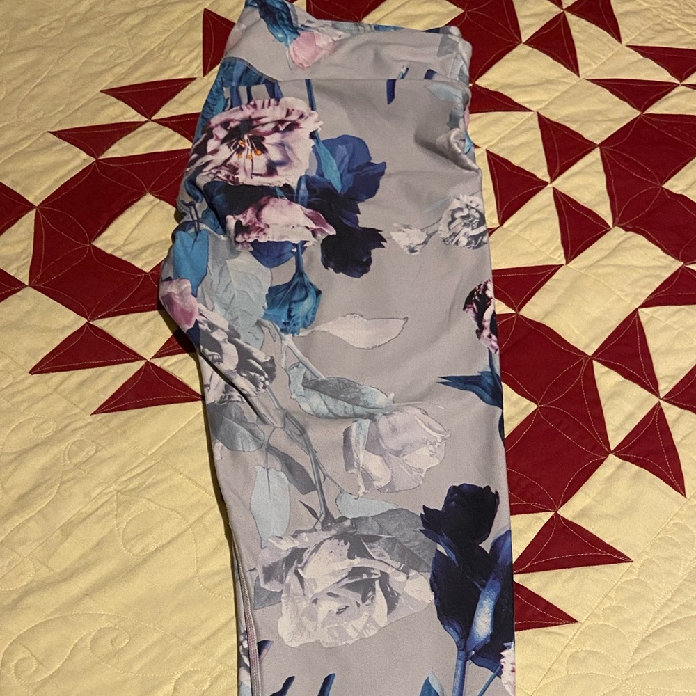 Fabletics leggings